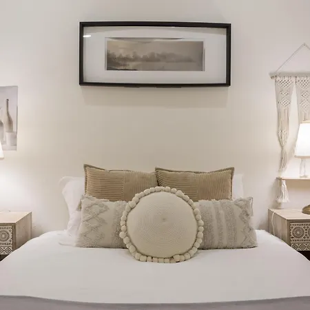 Mouraria Charm 1br Апартаменты *